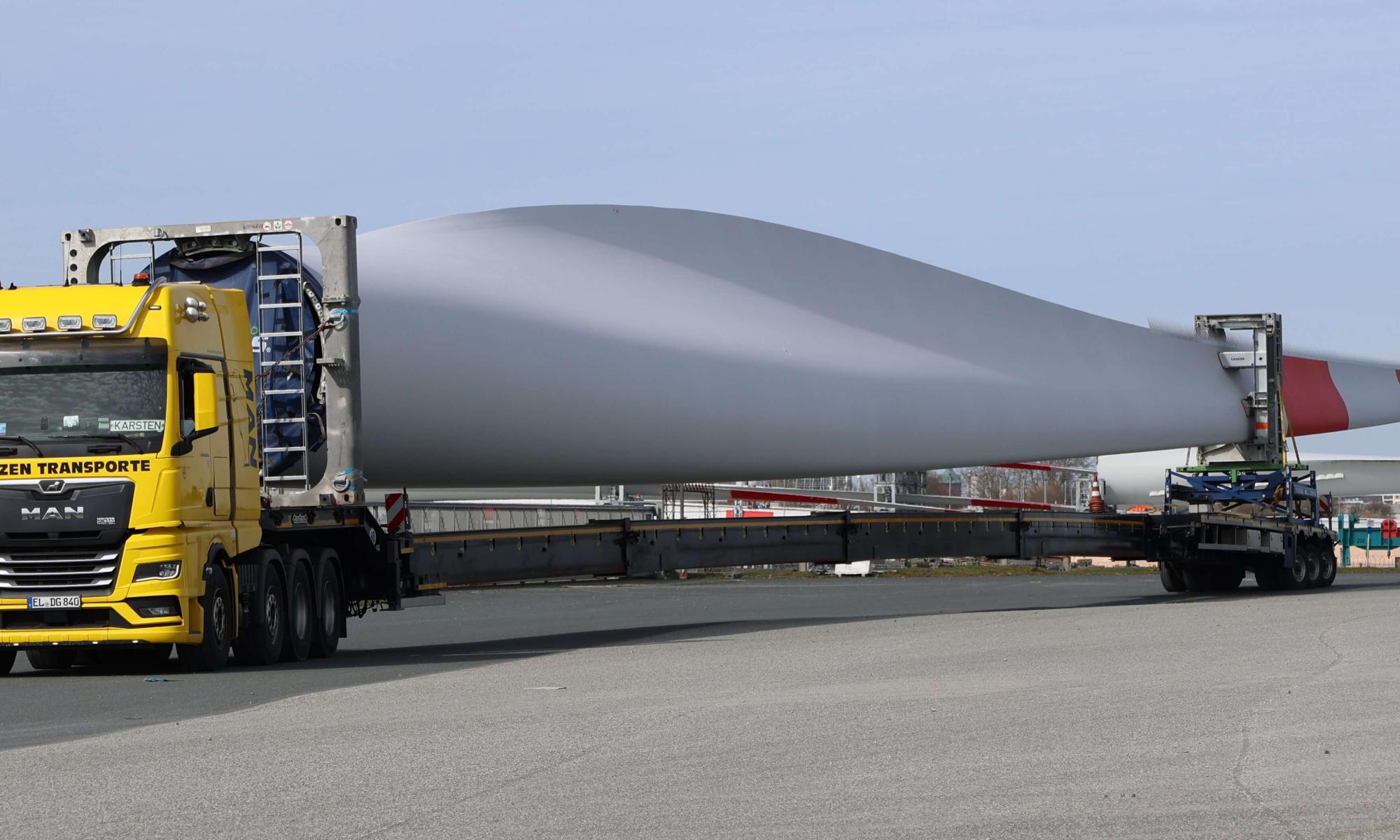 Maritime Wirtschaft   Transport Flügel